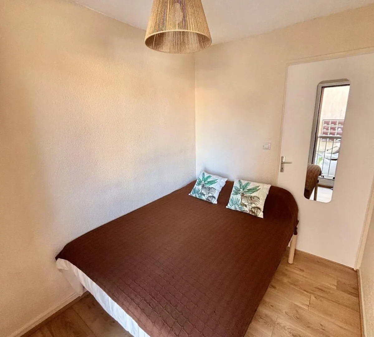 Apartment Appartement La Casa Sol - Plage De Sable Fin A 1Km La Seyne-sur-Mer France